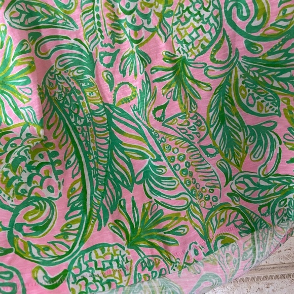 Lilly Pulitzer Mandevilla Baby Find and Flippers 100% cotton tee size XS… - Picture 4 of 4